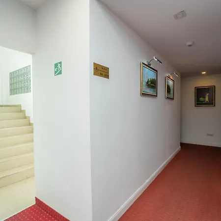 Liad Center 3* Bukareszt