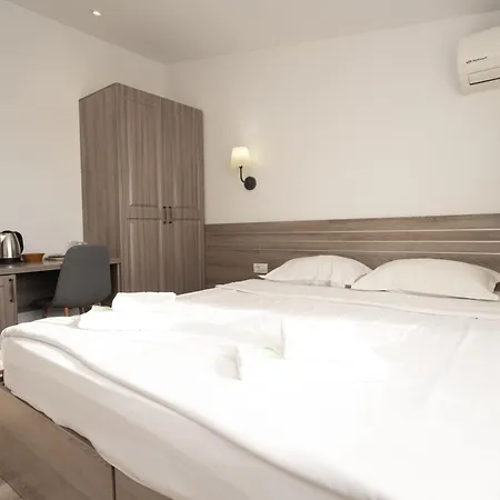 Hotell Liad Center 3*