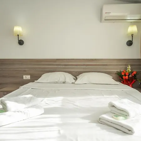 Liad Center 3* Bukareszt