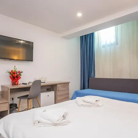 Hotell Liad Center 3*