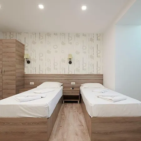 Liad Center Hotel 3*