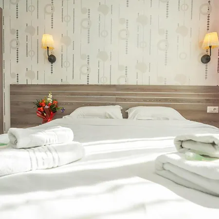 Liad Center 3*